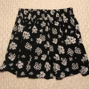 Black/white floral skirt. Forever 21